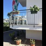 Maria's Bed & Breakfast 3*